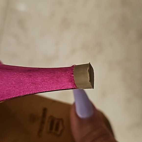 Manolo Blahnik - Picture 9 of 10